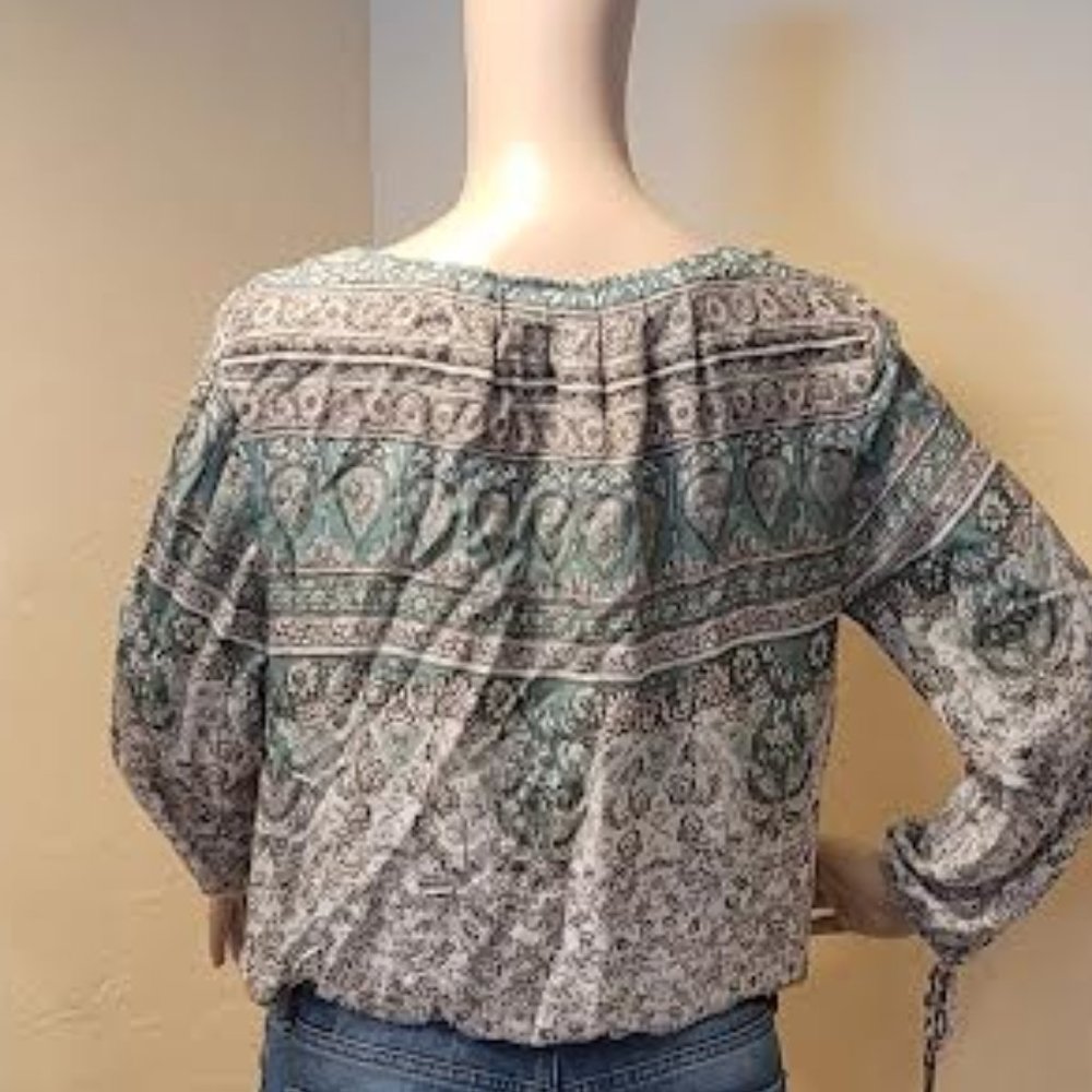Lucky Brand - long sleeve, lightweight elastic sleeve & waistband -Medium - Picture 6 of 7